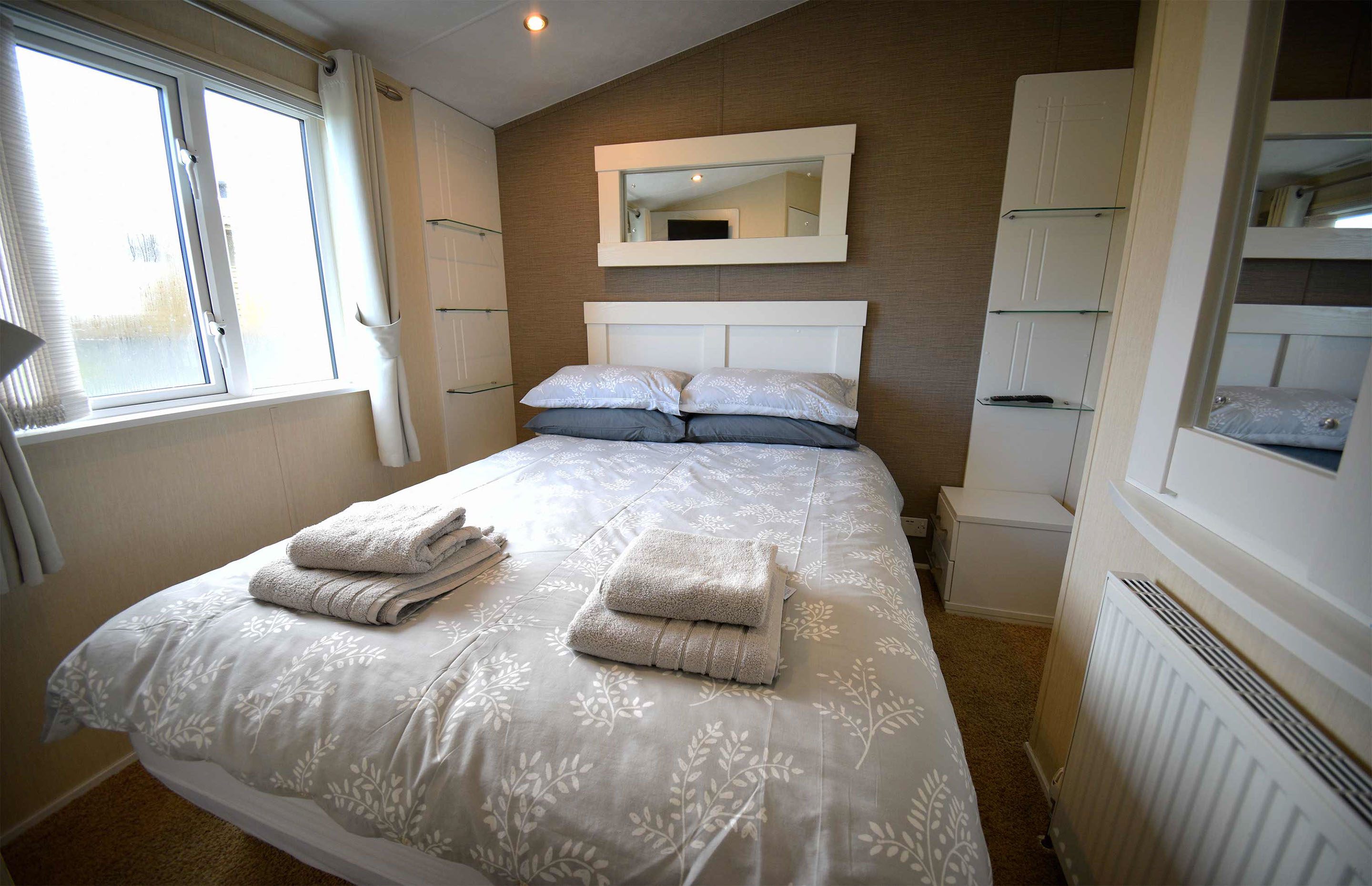 Caravan Skye self catering accommodation on the Isle of Skye features cosy rooms